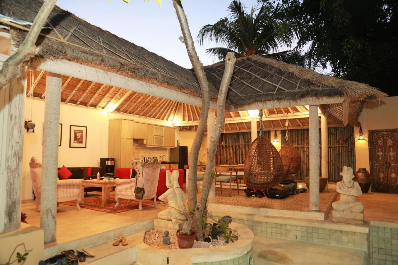 Villa Sentosa, Cheerful 3-Bedroom Villa With Pool Гили Траванган Экстерьер фото