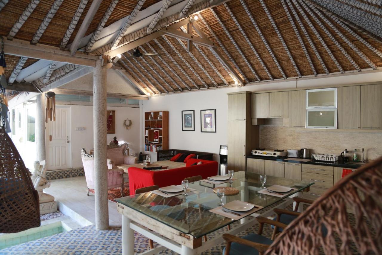 Villa Sentosa, Cheerful 3-Bedroom Villa With Pool Гили Траванган Экстерьер фото
